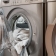 Cómo puedes ahorrar en tán solo 60 segundos al poner una lavadora